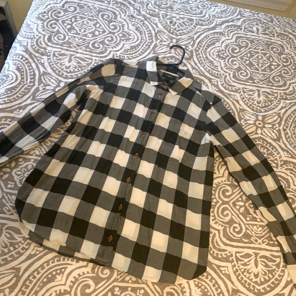 J. Crew “Boyfriend” Fit Black & White Button Down